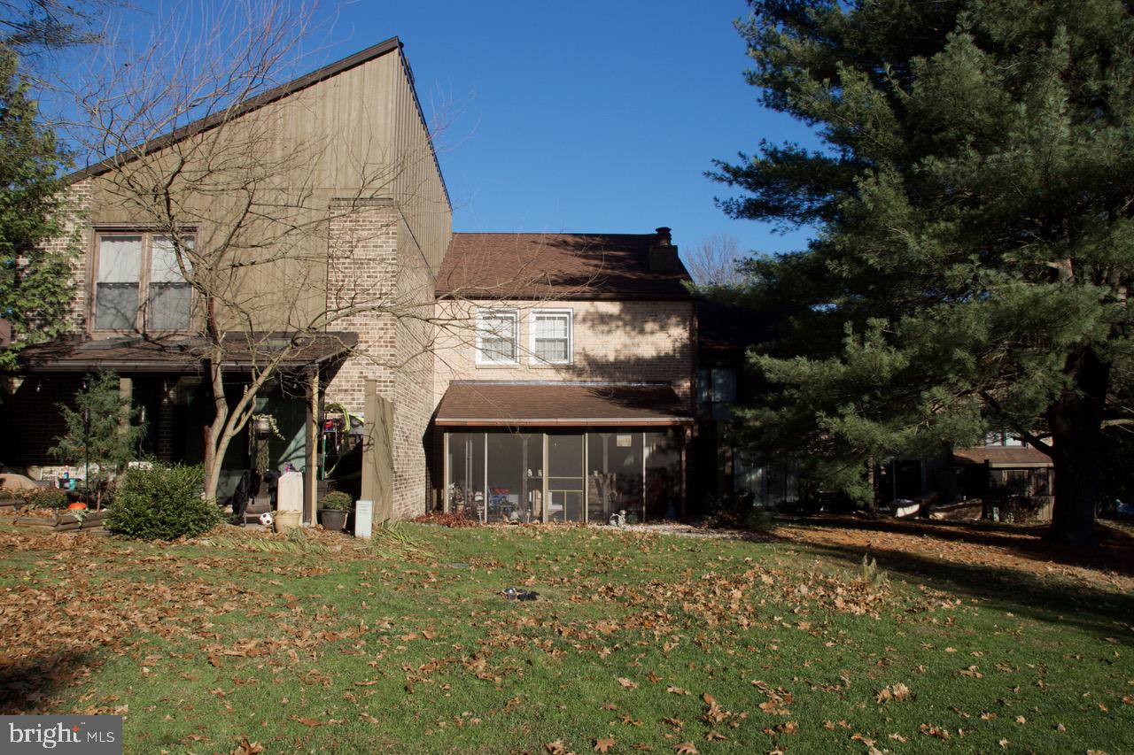 79 Wedge Lane Reading, PA 19607 - Photo 3 of 4 Gallery Image 3