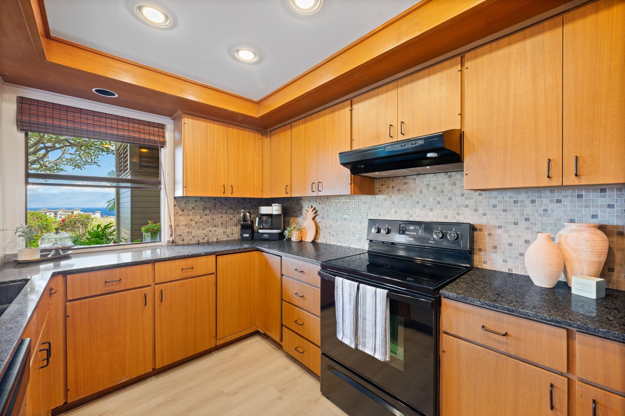 100 Ridge Road, Unit 2712 Lahaina, HI 96761 - Photo 15 of 32 Gallery Image 15