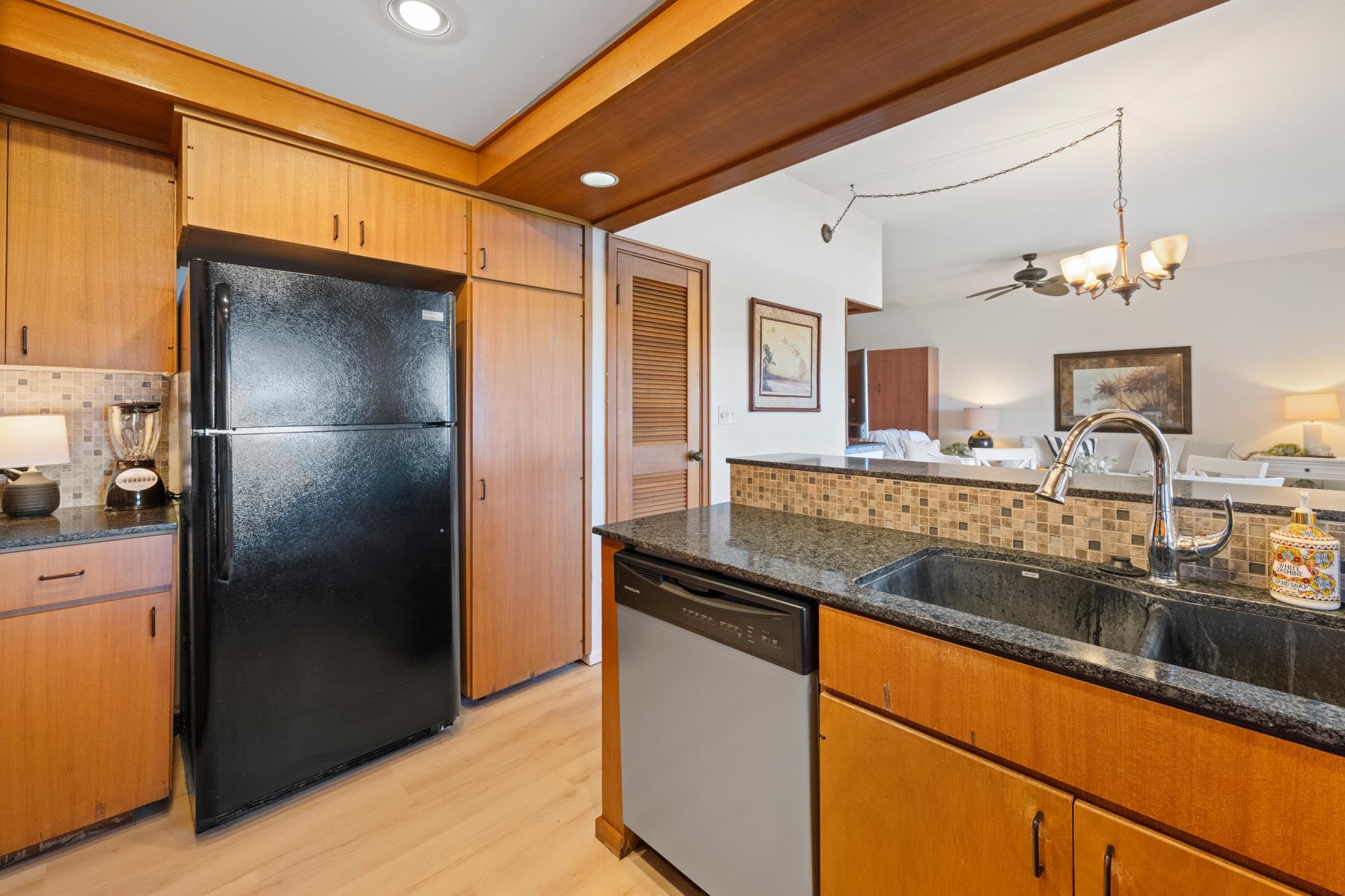 100 Ridge Road, Unit 2712 Lahaina, HI 96761 - Photo 19 of 32 Gallery Image 19