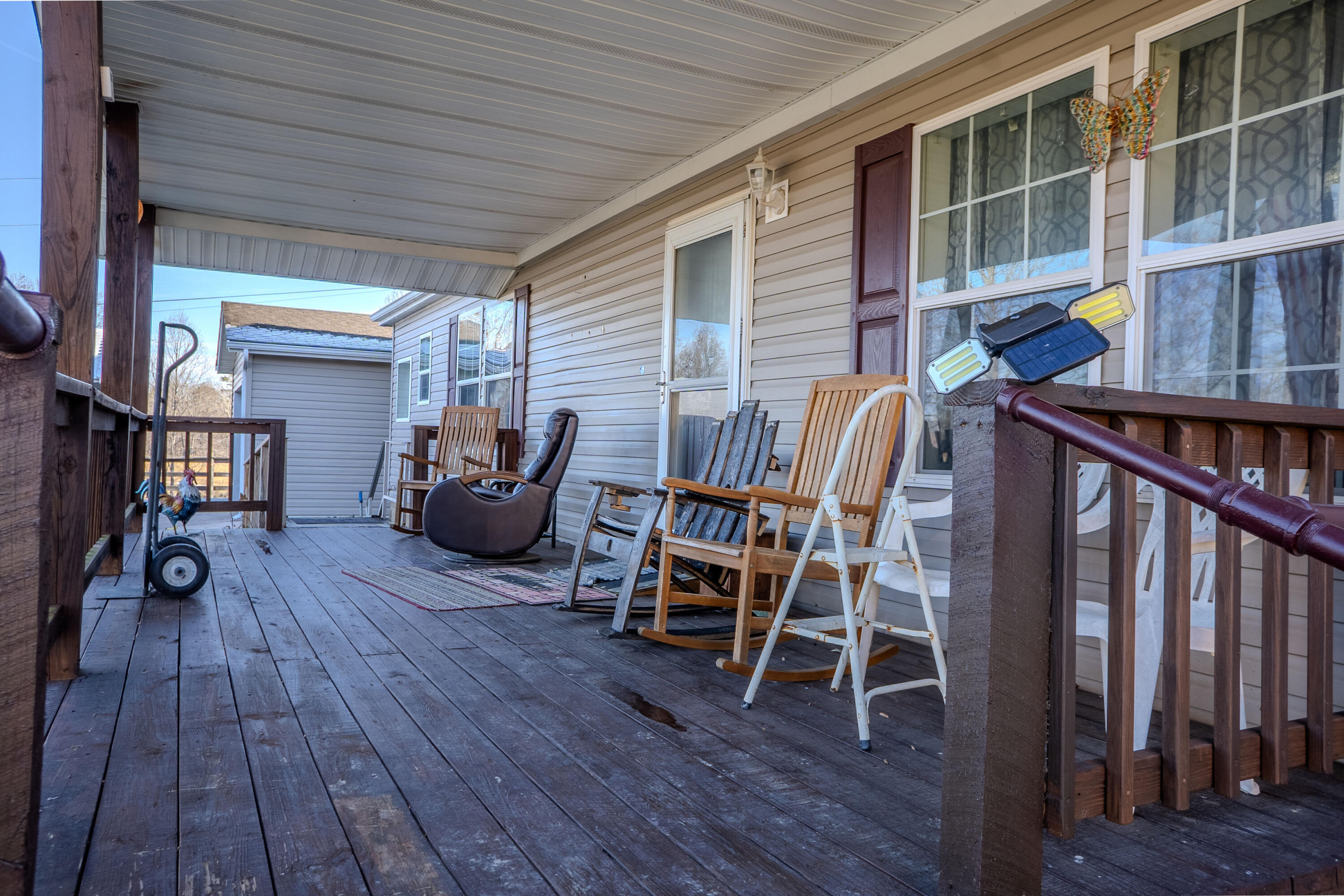 185 Treadway Road Beattyville, KY 41311 - Photo 8 of 51 185TreadwayRd-07