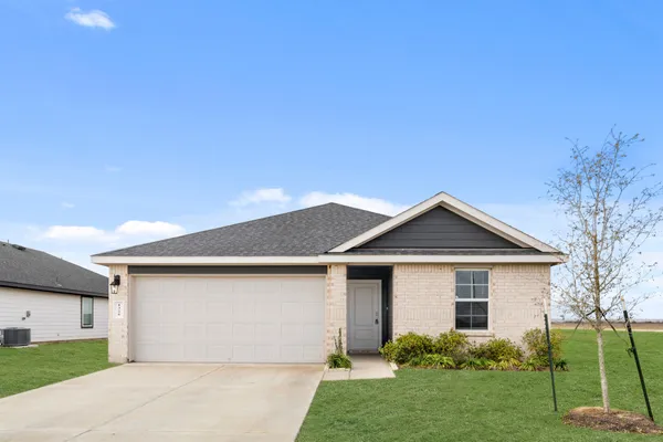 $300,000 | 1326 Bison View Lane, Sealy, TX 77474