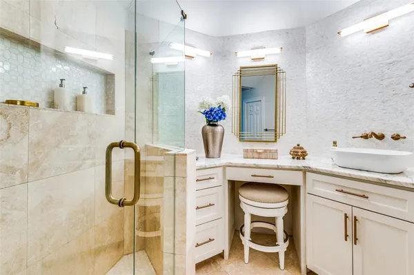 $2,595 | 4112 Shadow Gables Drive, Dallas, TX 75287