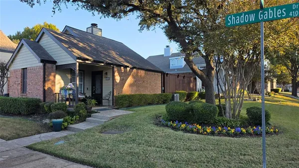 $2,595 | 4112 Shadow Gables Drive, Dallas, TX 75287