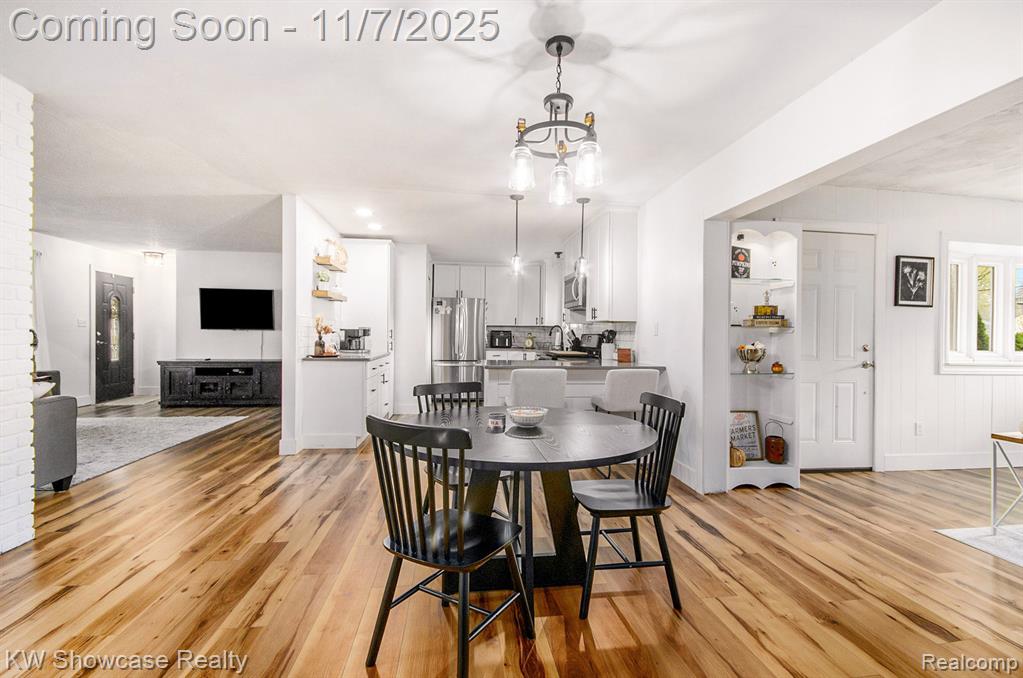 23948 Glen Ridge Court Novi, MI 48375 - Photo 11 of 35