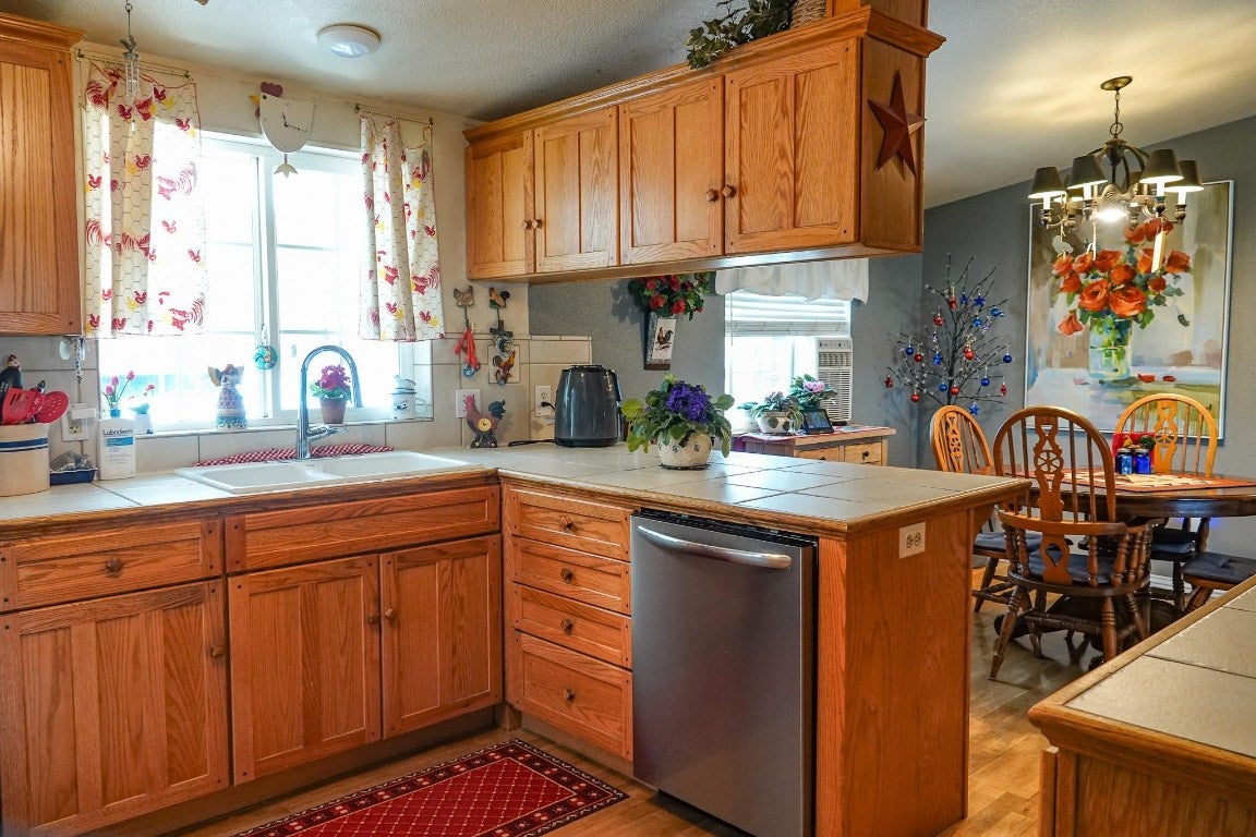 323 Greenview Road Greenview, CA 96037 - Photo 12 of 49 Gallery Image 12