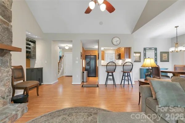 $519,000 | 150 Racquet Club Villas Drive, Sapphire, NC 28774
