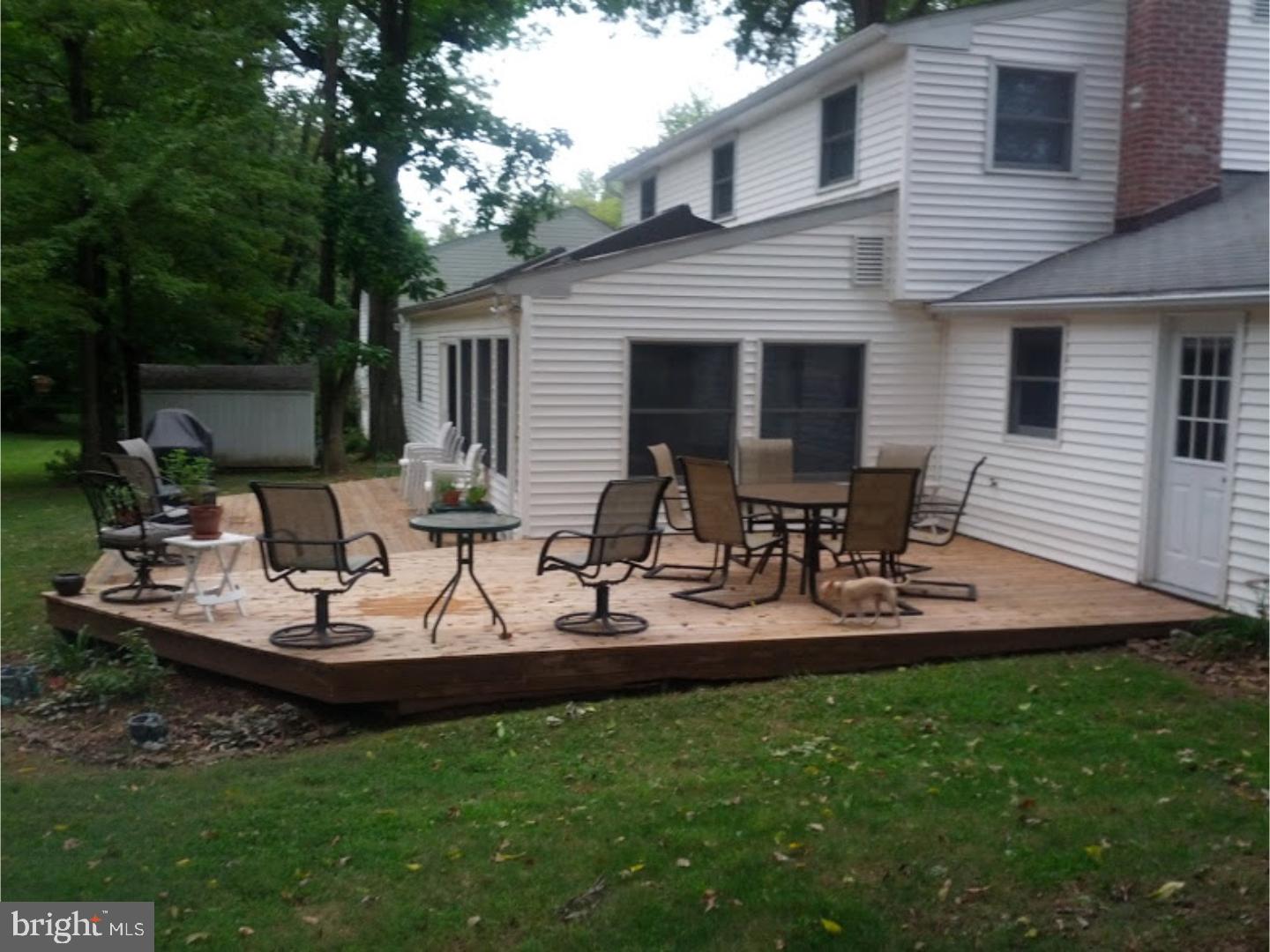 16 Lawrence Road Audubon, PA 19403 - Photo 3 of 25 Deck