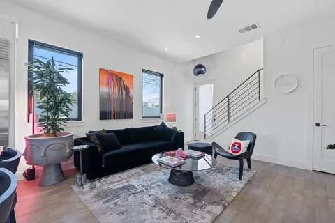 $765,500 | 308 Onion Street, Austin, TX 78702
