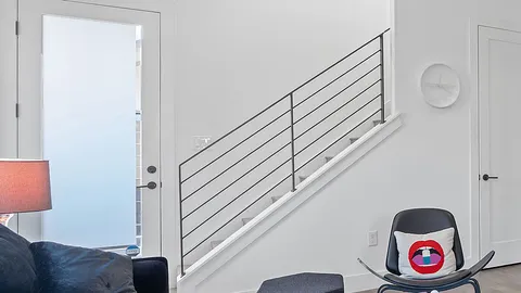 $765,500 | 308 Onion Street, Austin, TX 78702