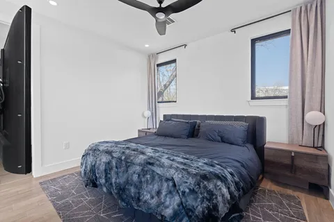 $765,500 | 308 Onion Street, Austin, TX 78702