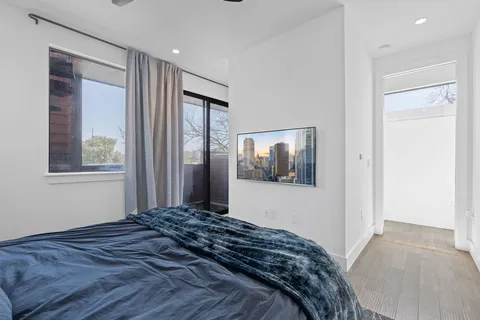 $765,500 | 308 Onion Street, Austin, TX 78702