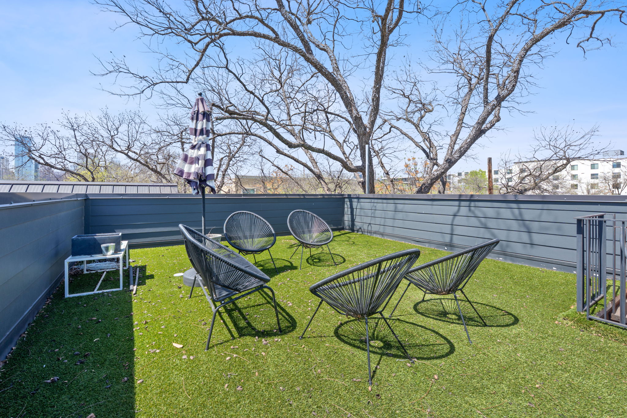 308 Onion Street Austin, TX 78702 - Photo 34 of 40 a view of an outdoor sitting space