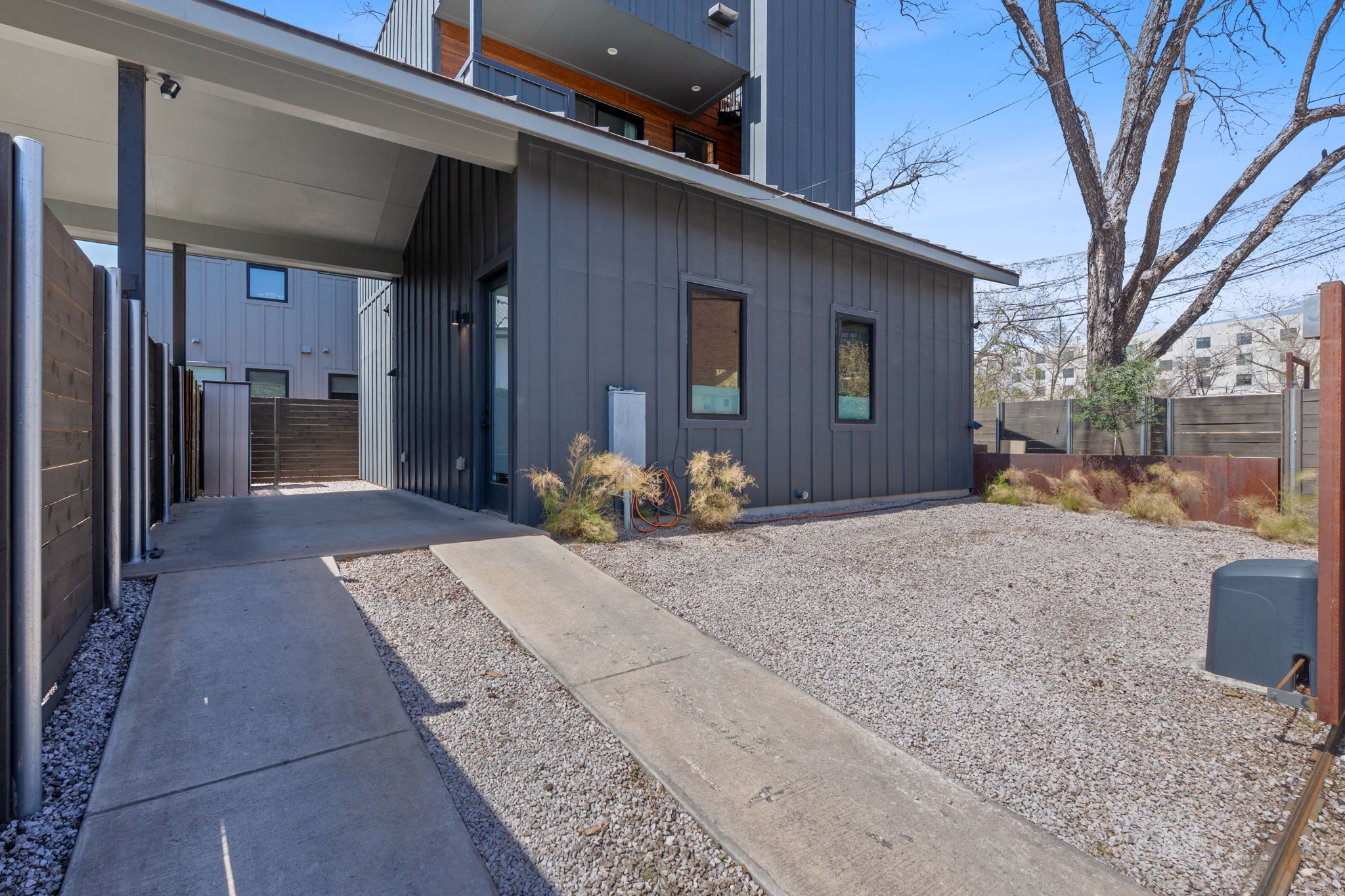 308 Onion Street Austin, TX 78702 - Photo 6 of 40 a front view of a house