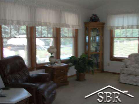 12211 Elms Road Birch Run, MI 48415 - Photo 10 of 17 20036208-9.JPG