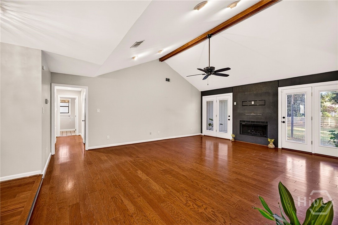 102 Phyllis Drive Savannah, GA 31419 - Photo 4 of 22