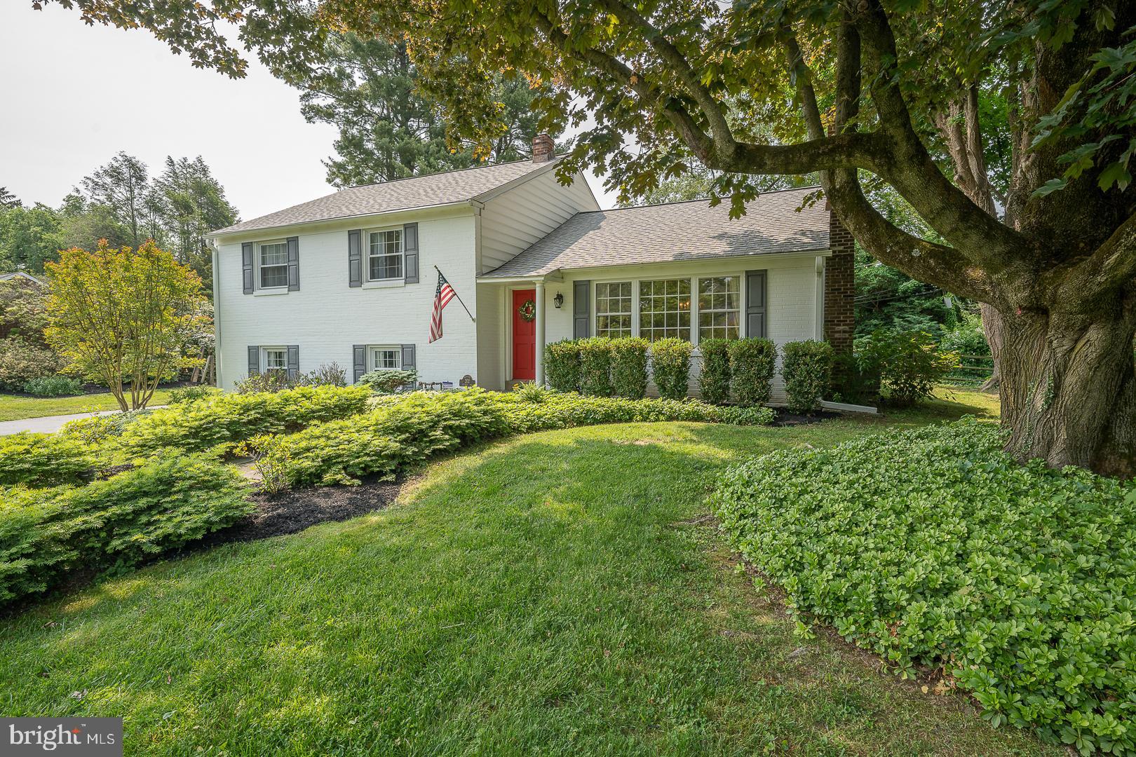 202 Ridgewood Road Media, PA 19063 - Photo 3 of 57