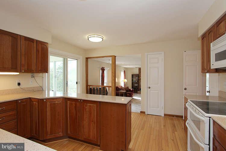13405 Rippling Brook Drive Silver Spring, MD 20906 - Photo 8 of 30 Kitchen