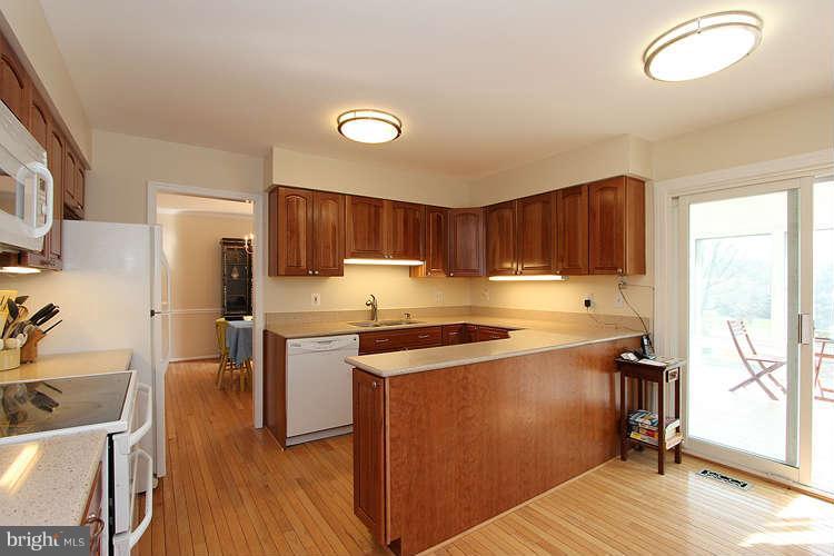 13405 Rippling Brook Drive Silver Spring, MD 20906 - Photo 9 of 30 Kitchen