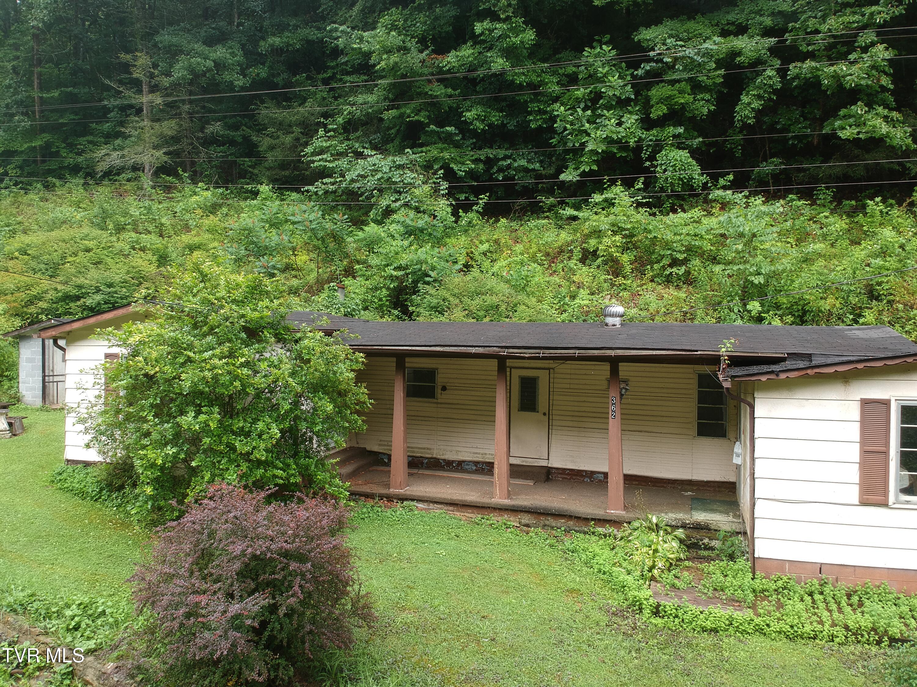 362 Rakes Ridge Road Birchleaf, VA 24220 - Photo 2 of 23 DJI_0196