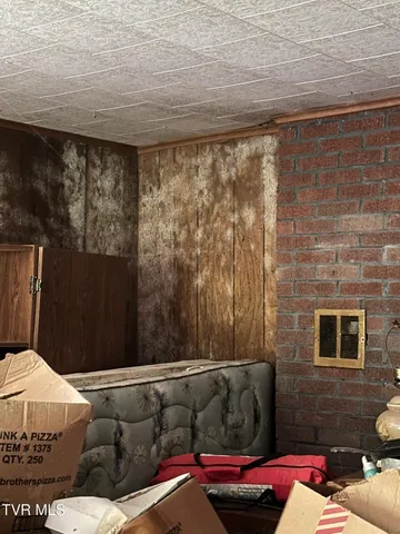 $45,000 | 362 Rakes Ridge Road, Birchleaf, VA 24220