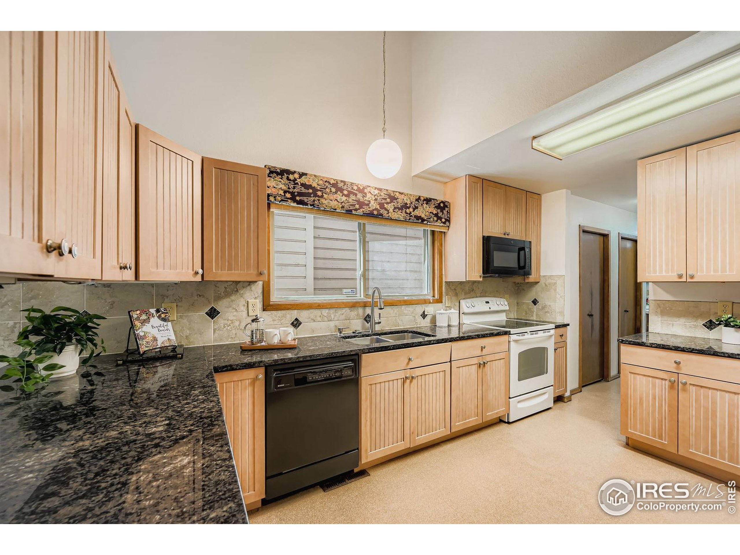 2736 Winding Trail Place Boulder, CO 80304 - Photo 14 of 45