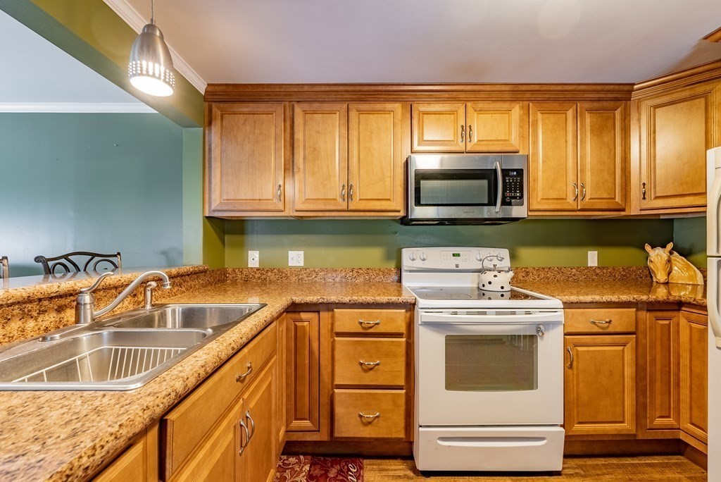 77 Powder Mill Road Southwick, MA 01077 - Photo 6 of 26 Gallery Image 6
