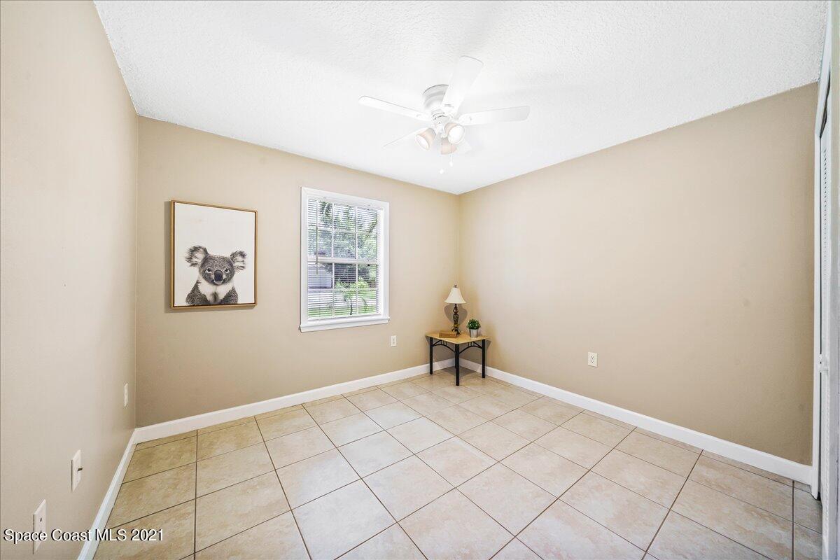 386 Gordon Road Northwest Palm Bay, FL 32907 - Photo 16 of 25 Second Bedroom