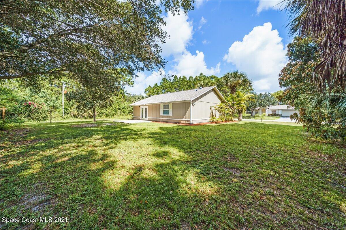 386 Gordon Road Northwest Palm Bay, FL 32907 - Photo 23 of 25 Back Yard