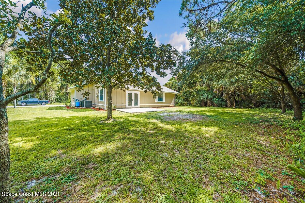 386 Gordon Road Northwest Palm Bay, FL 32907 - Photo 24 of 25 Back Yard