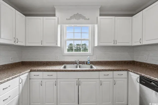 $219,500 | 148 High Hill Road, Lake View, SC 29563