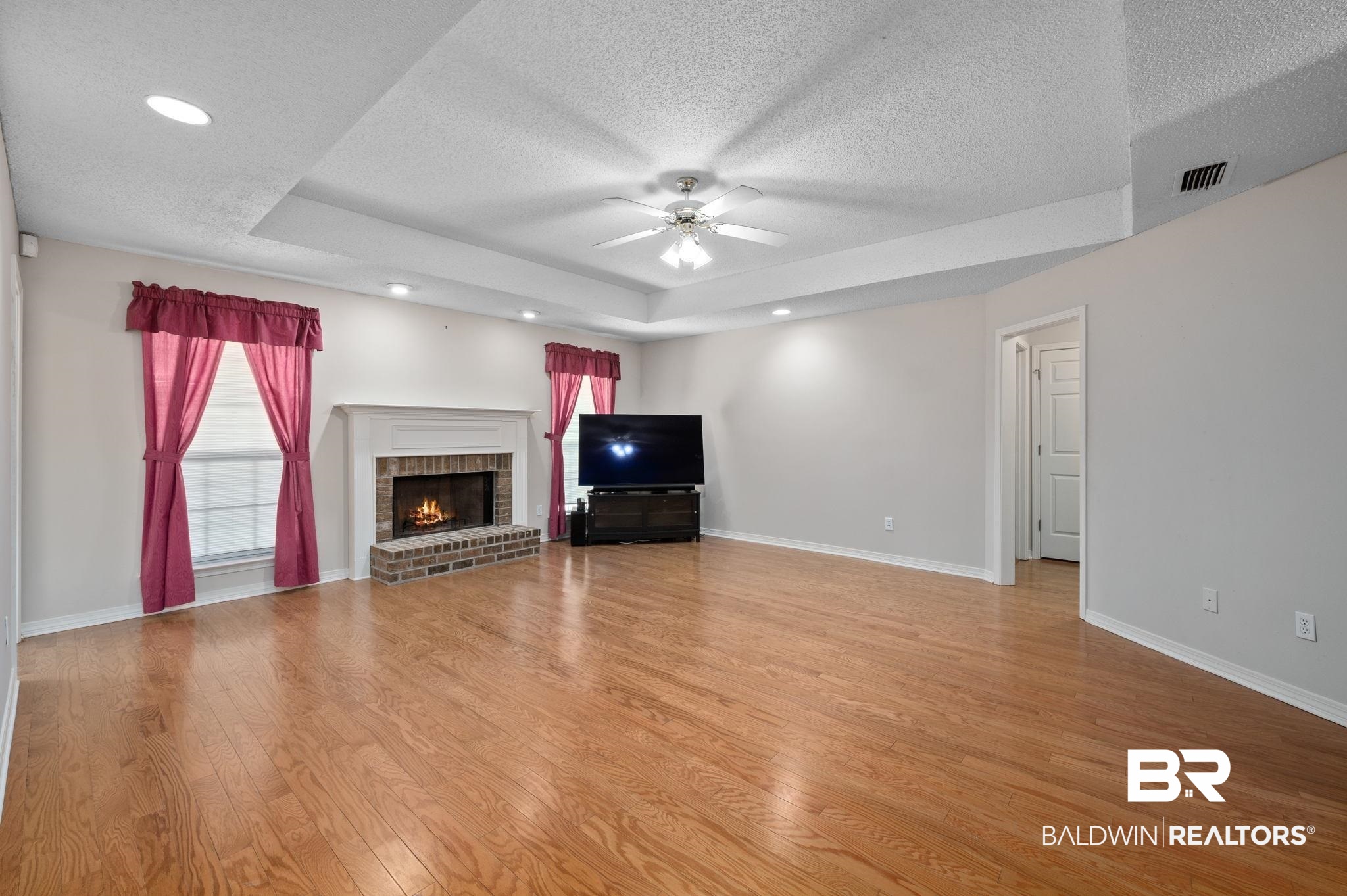 128 Montclair Loop Daphne, AL 36526 - Photo 4 of 31