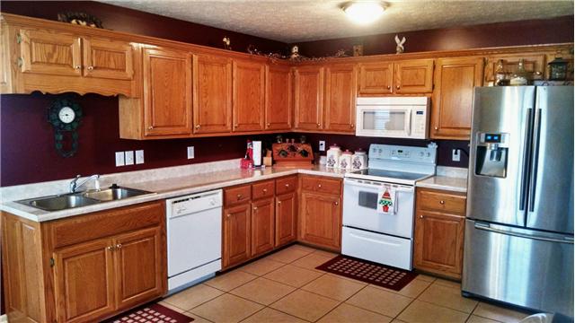 401 Fowler Ford Road Portland, TN 37148 - Photo 7 of 18