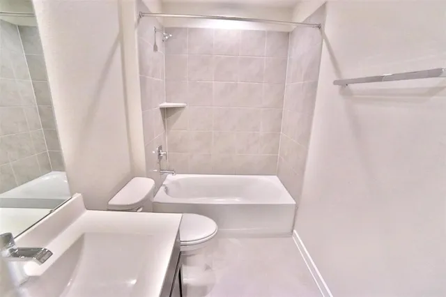 $2,400 | 29707 Cayenne Circle, Katy, TX 77494