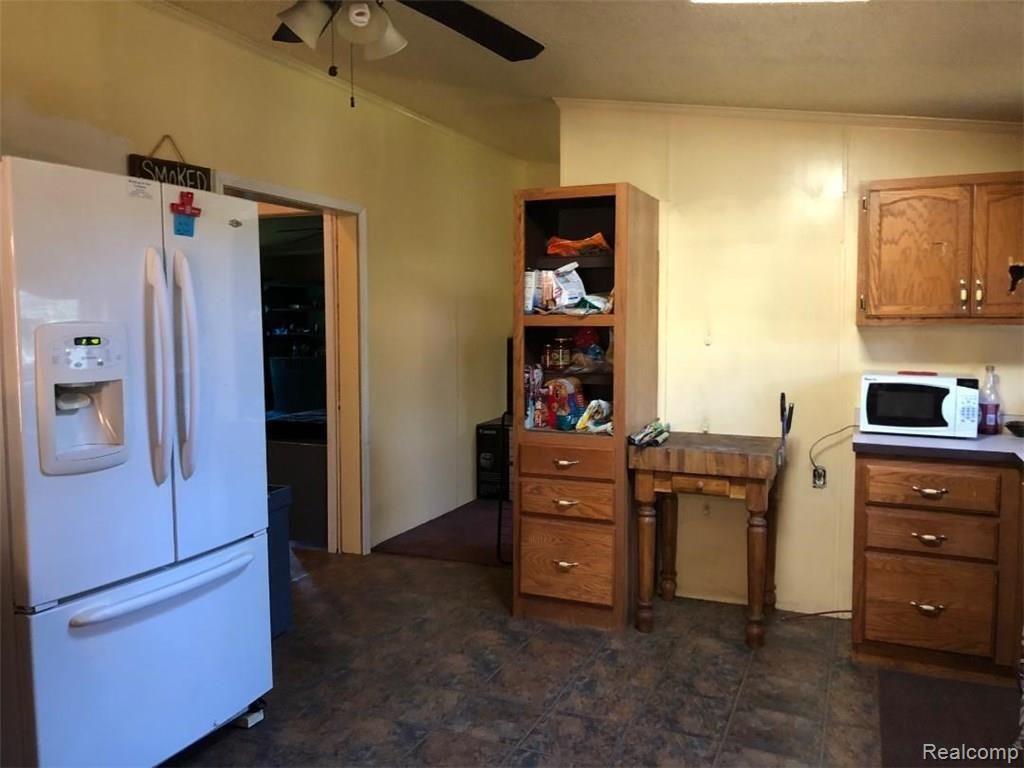 4593 Howell Road Otter Lake, MI 48464 - Photo 12 of 24 5.jpg