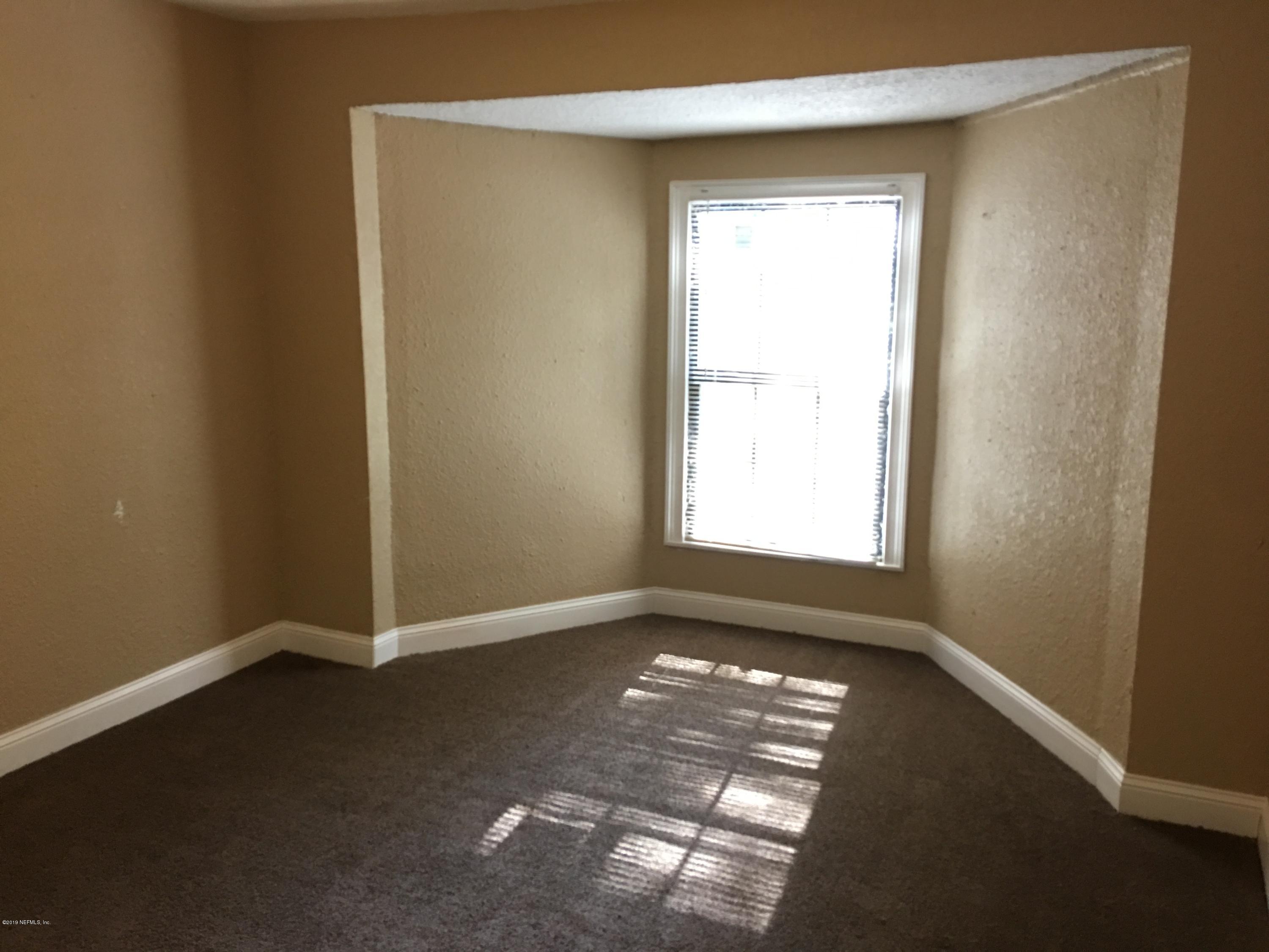 9534 Ridge Boulevard Jacksonville, FL 32208 - Photo 9 of 15 IMG_5679