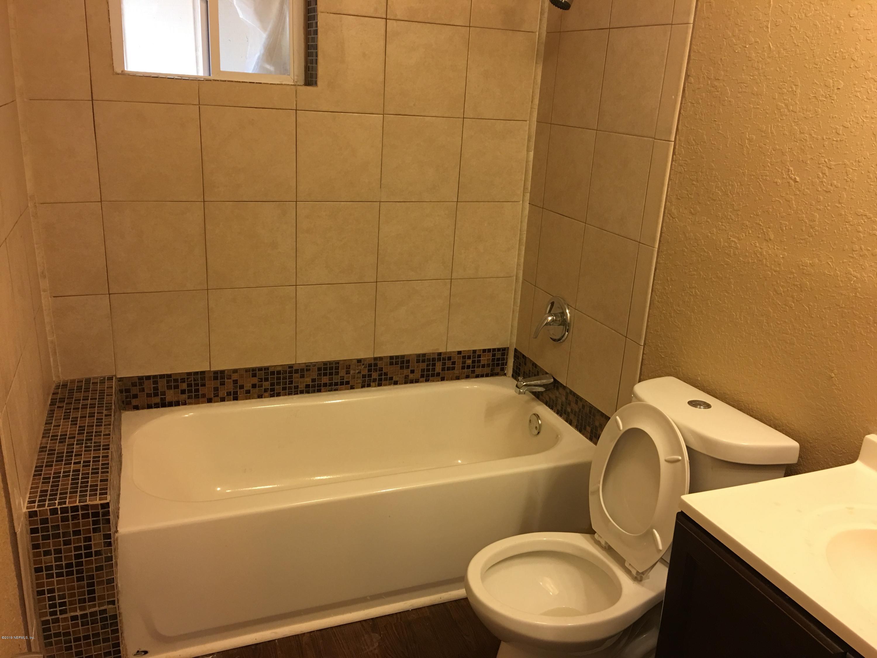 9534 Ridge Boulevard Jacksonville, FL 32208 - Photo 10 of 15 IMG_5685