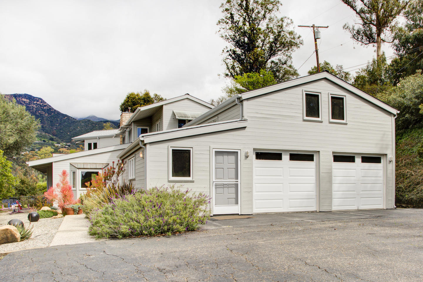 570 Sycamore Vista Road Santa Barbara, CA 93108 - Photo 2 of 37 SYCAMORE_003