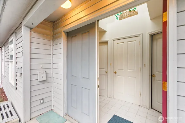 a view of walk in closet