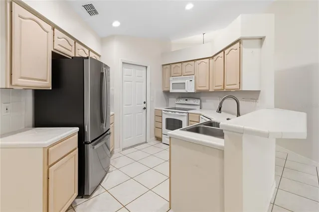 $289,900 | 100 Morning Glory Circle, Winter Haven, FL 33884