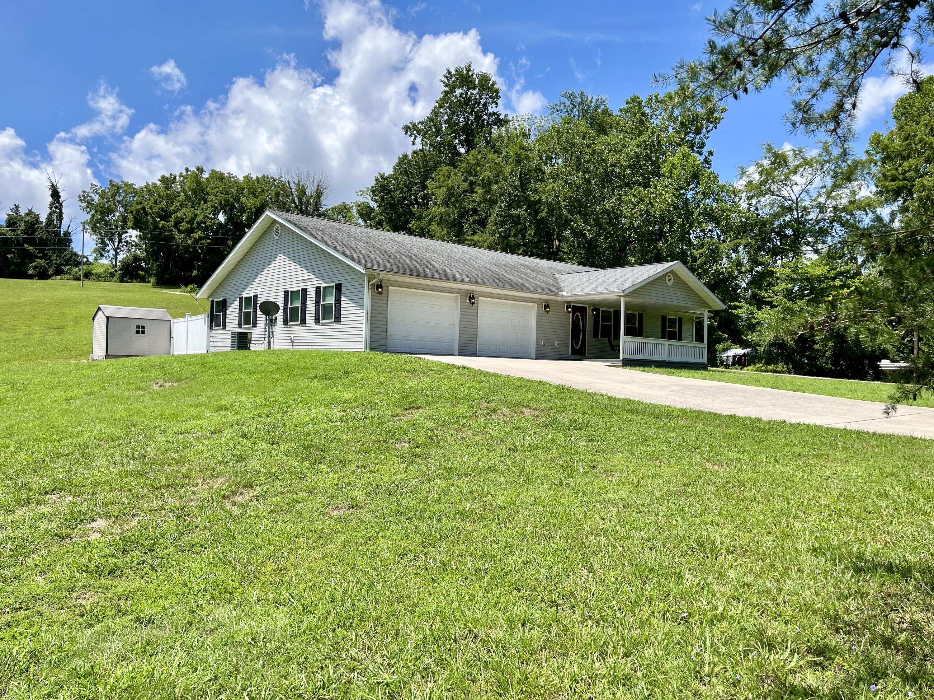285 Hamilton Road Nancy, KY 42544 - Photo 18 of 111 front side