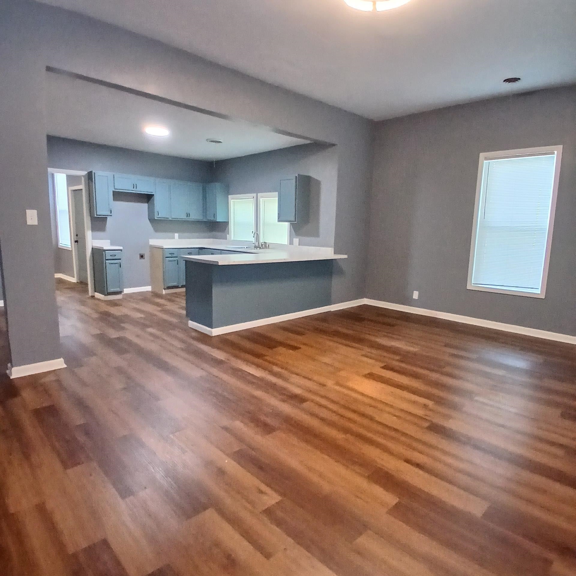 949 Kney Street Memphis, TN 38107 - Photo 3 of 20