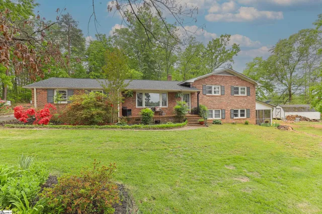 $320,000 | 500 Griffin Mill Road, Pickens, SC 29671