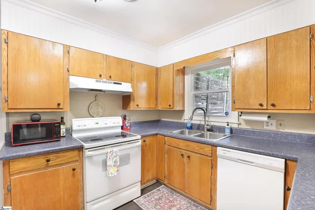 $320,000 | 500 Griffin Mill Road, Pickens, SC 29671