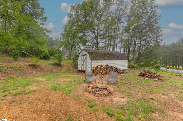 $320,000 | 500 Griffin Mill Road, Pickens, SC 29671