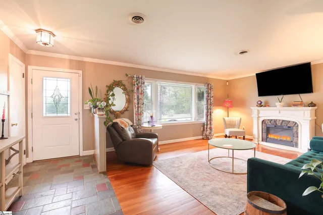 $320,000 | 500 Griffin Mill Road, Pickens, SC 29671