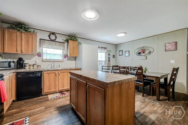 $269,900 | 640 West 3rd Street, Springfield, GA 31329