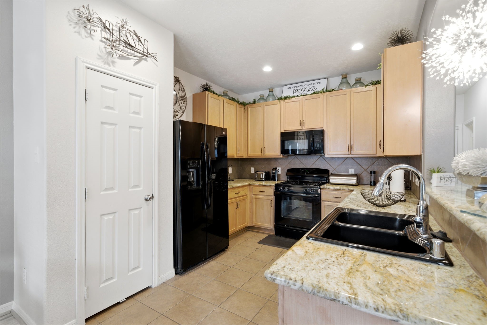 6107 Shadow Isle Lane Houston, TX 77084 - Photo 8 of 22