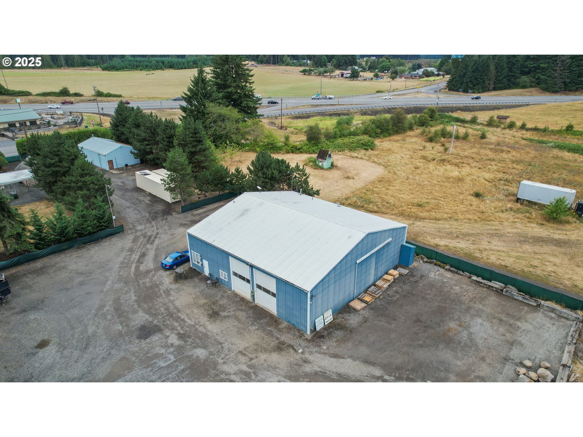 33685 Southeast Kelso Road Boring, OR 97009 - Photo 23 of 32 a view of a swimming pool and an ocean view
