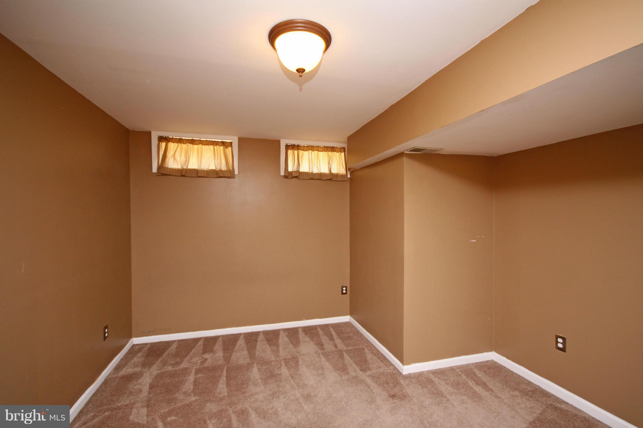 6540 Rice Court Elkridge, MD 21075 - Photo 22 of 30 Bedroom