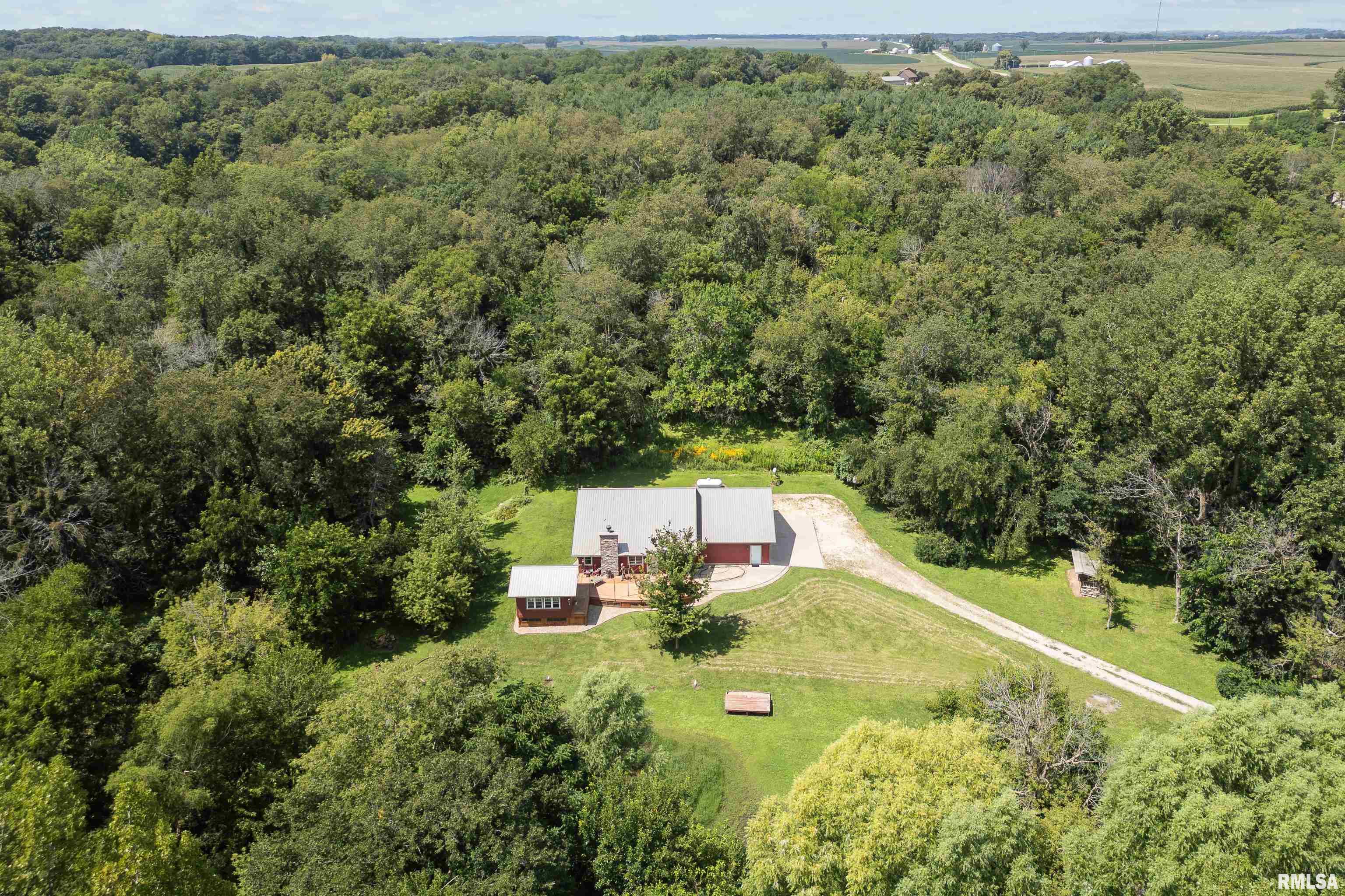 9833 Albany Road Erie, IL 61250 - Photo 14 of 60 Gallery Image 14